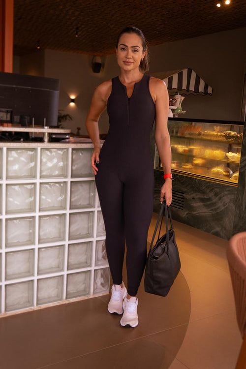 Macacão Pille com zipper Preto