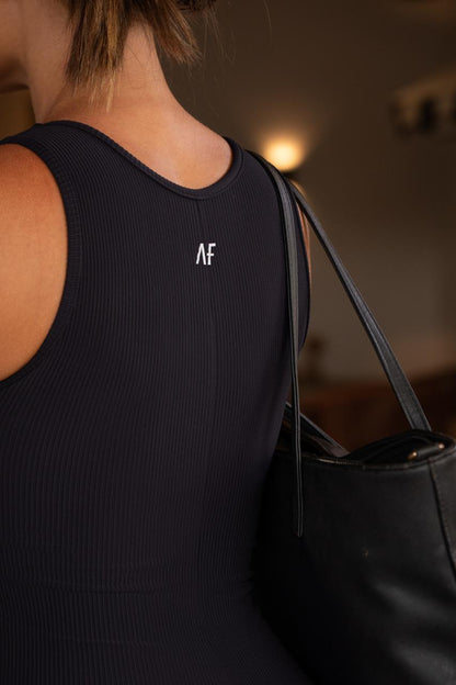Macacão Pille com zipper Preto