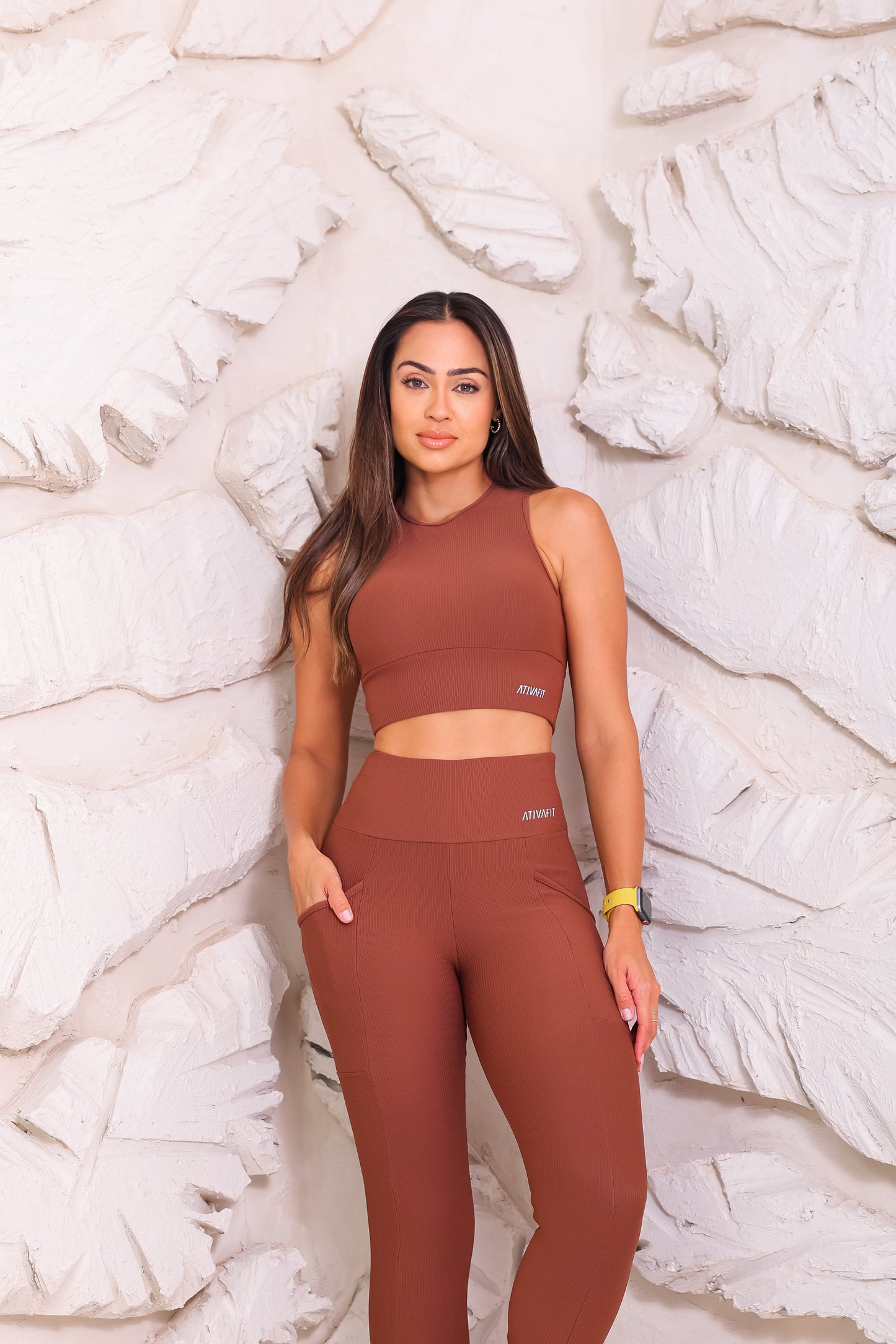 Conjunto Legging com bolso e Cropped Marrom