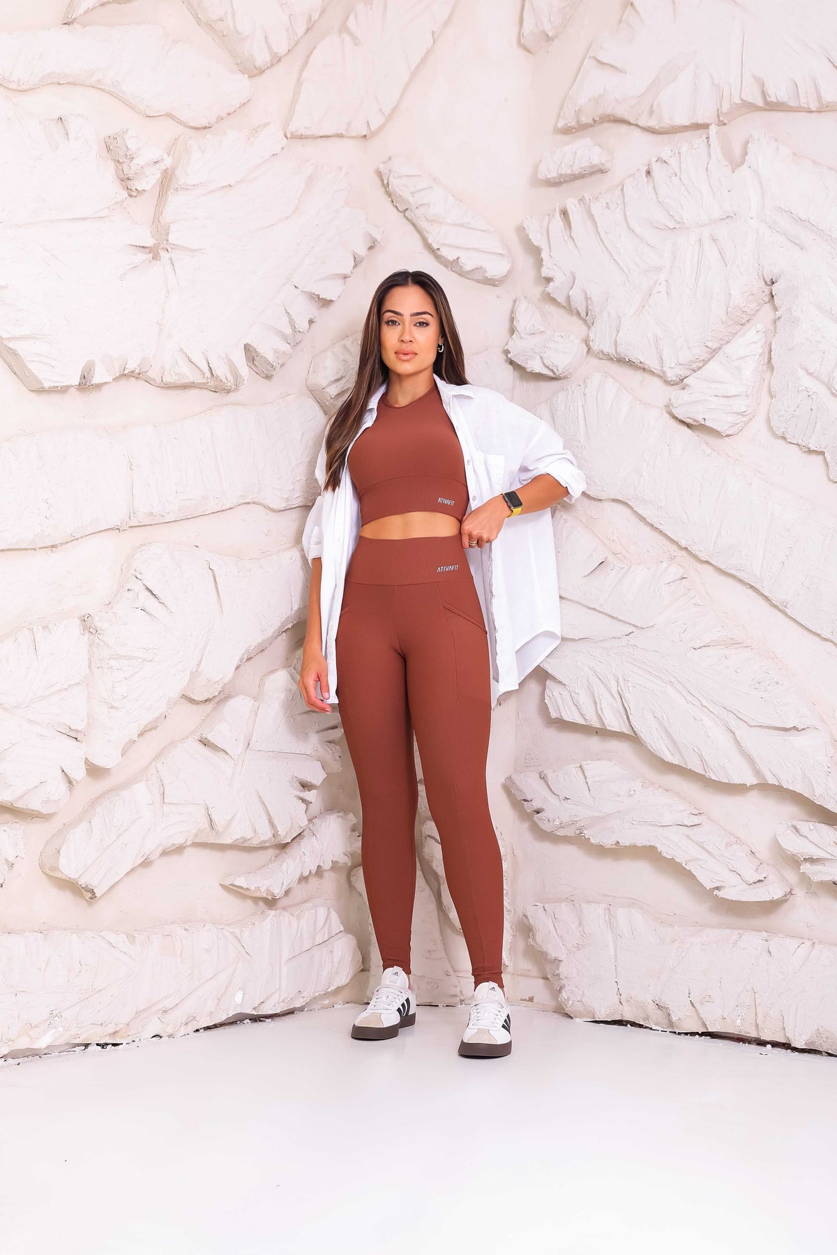 Conjunto Legging com bolso e Cropped Marrom