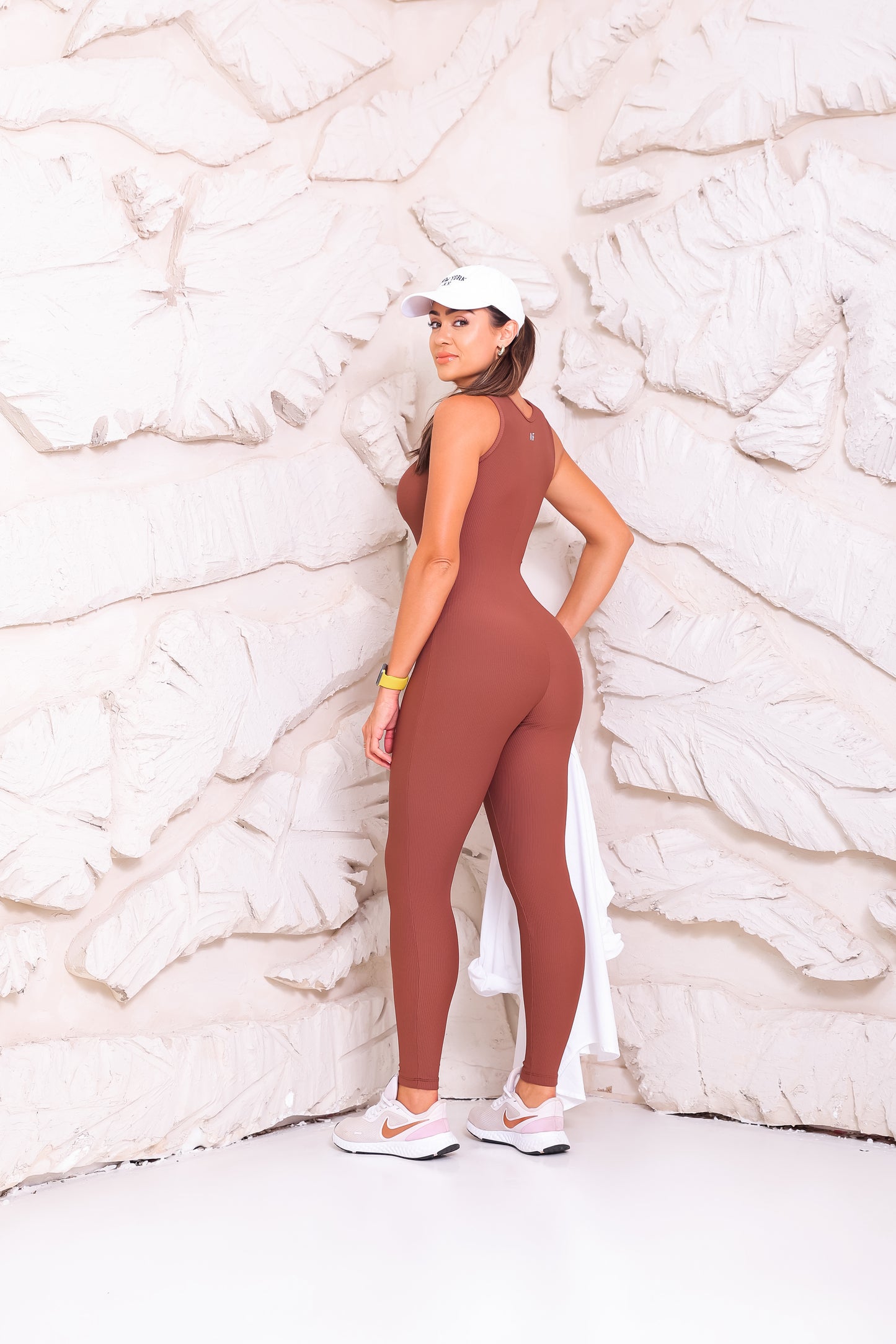 Macacão Pille com zipper Marrom